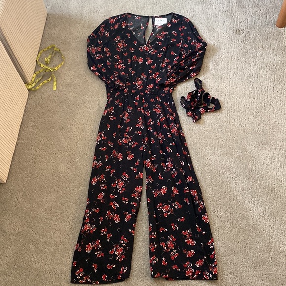 Anthropologie Velvet by Graham & Spencer Jumpsuit - Picture 4 of 6
